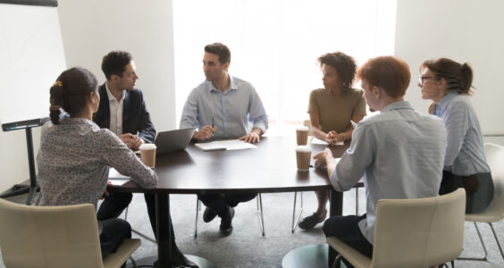 Afbeelding voor Gesprekken IZA in volle gang