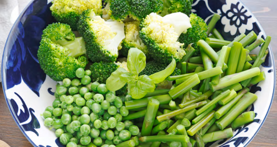 Afbeelding voor Hoe plantaardige voeding ons microbioom beïnvloedt en wat dat betekent voor onze gezondheid