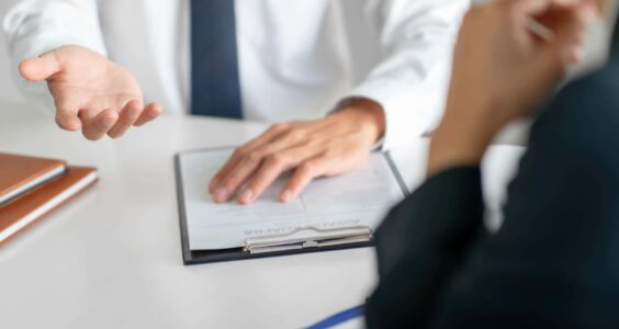 Afbeelding voor Van obductietafel naar spreekkamer